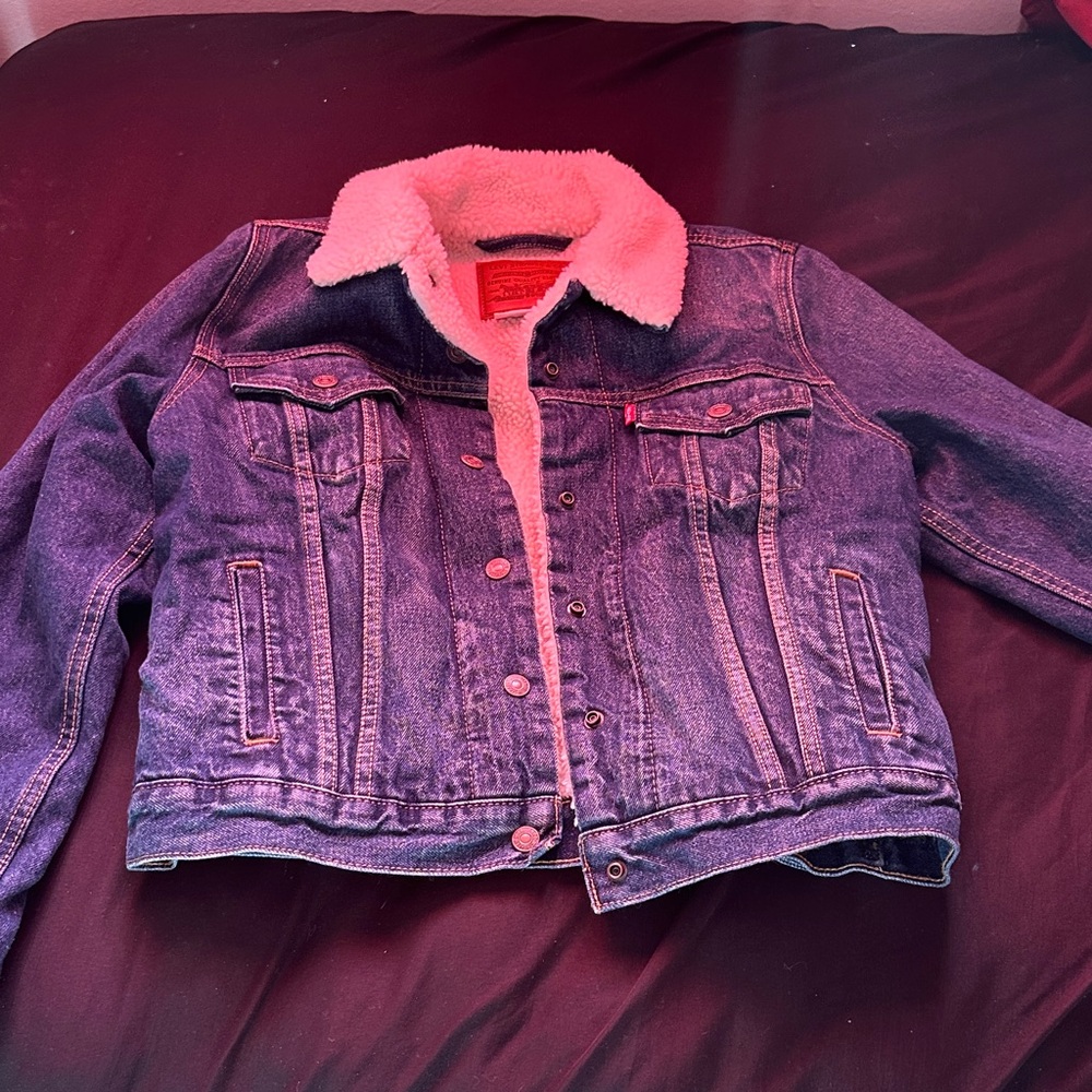 Levi's Women’s Original Denim Trucker with Sherpa Lining - Dark Wash - Picture 1 of 4